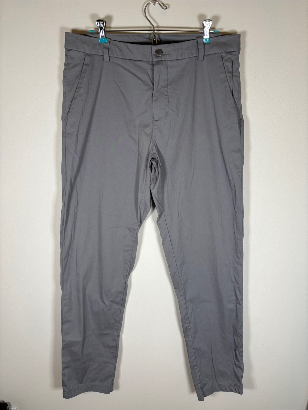 Lululemon Men's Commission Classic Pants 34x31 Warpstreme Light Gray
